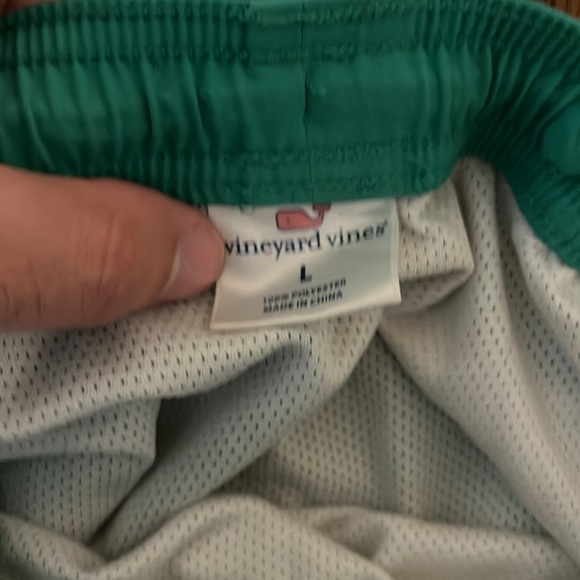 Vineyard Vines Men’s Swim Trunks - Picture 3 of 4